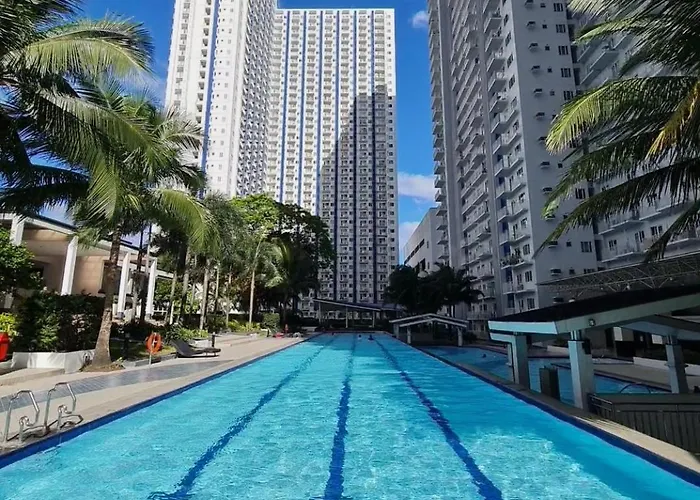 Grass 2 Bedroom Tower 2 7thf 4* Manila